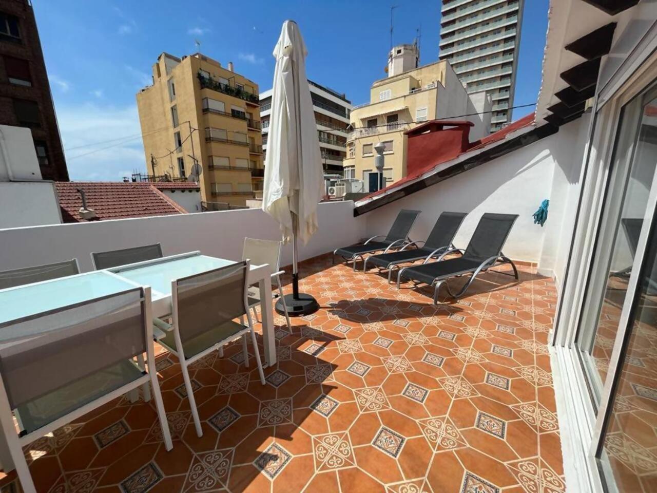 Lovelyloft Las Flores Atico Alicante Dış mekan fotoğraf